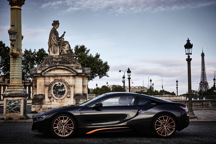  BMW i8 Ultimate Sophisto Edition (I12) 2019 года  (фото 15 из 16)